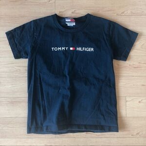 Tommy Hilfiger Navy tshirt